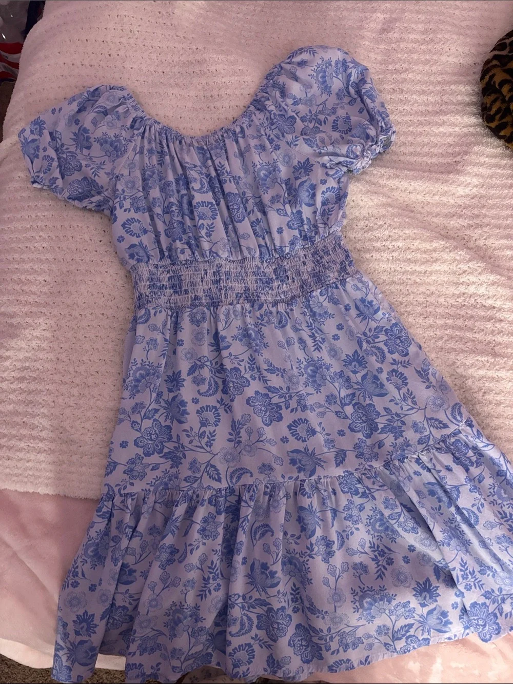 Amy Byer Light Blue Floral Puff-Sleeve Dress
